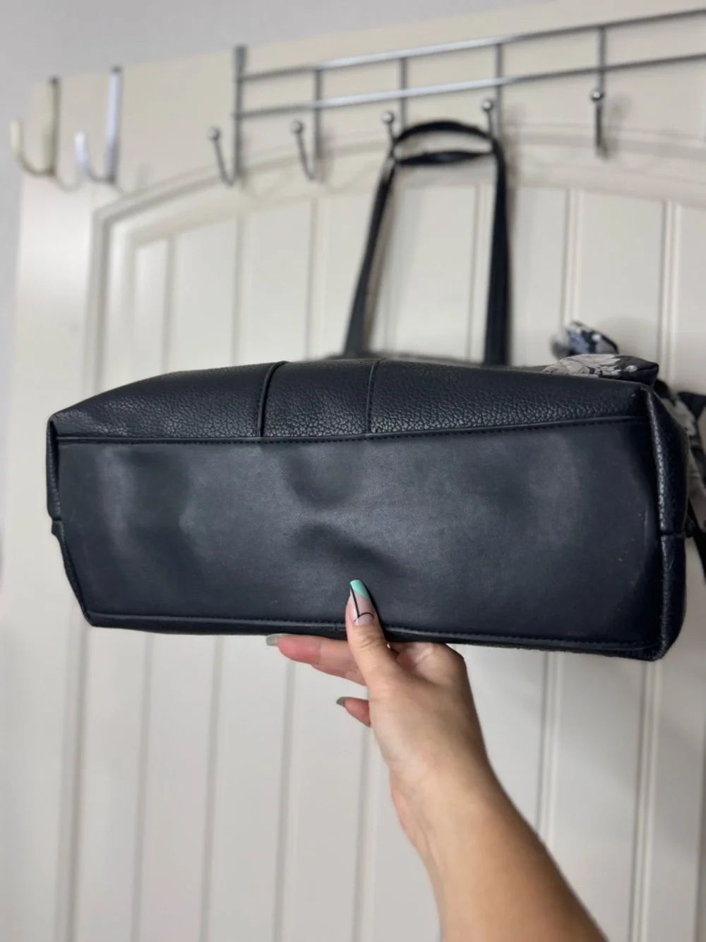STEVE MADDEN 🪷 Pebbled Black Leather Large Laptop Tote, Floral Scarf Accent